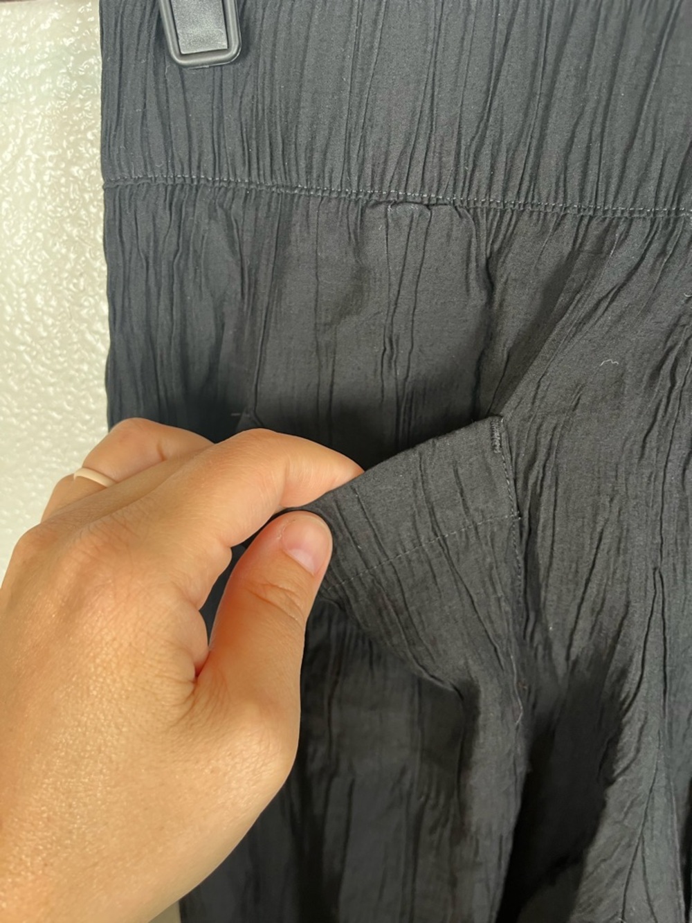 Zara Black Crinkled Elastic Waist Pull-On Pants Women’s SM - Picture 6 of 10